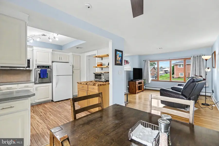 434 Cedar Ave, Hershey, PA 17033 - #2