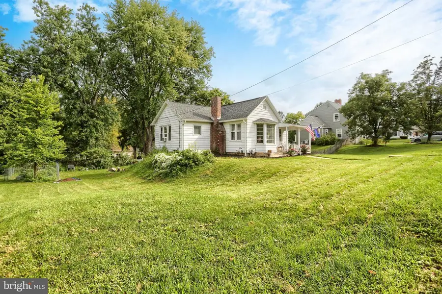 3830 Cloverfield Rd, Harrisburg, PA 17109 - #3