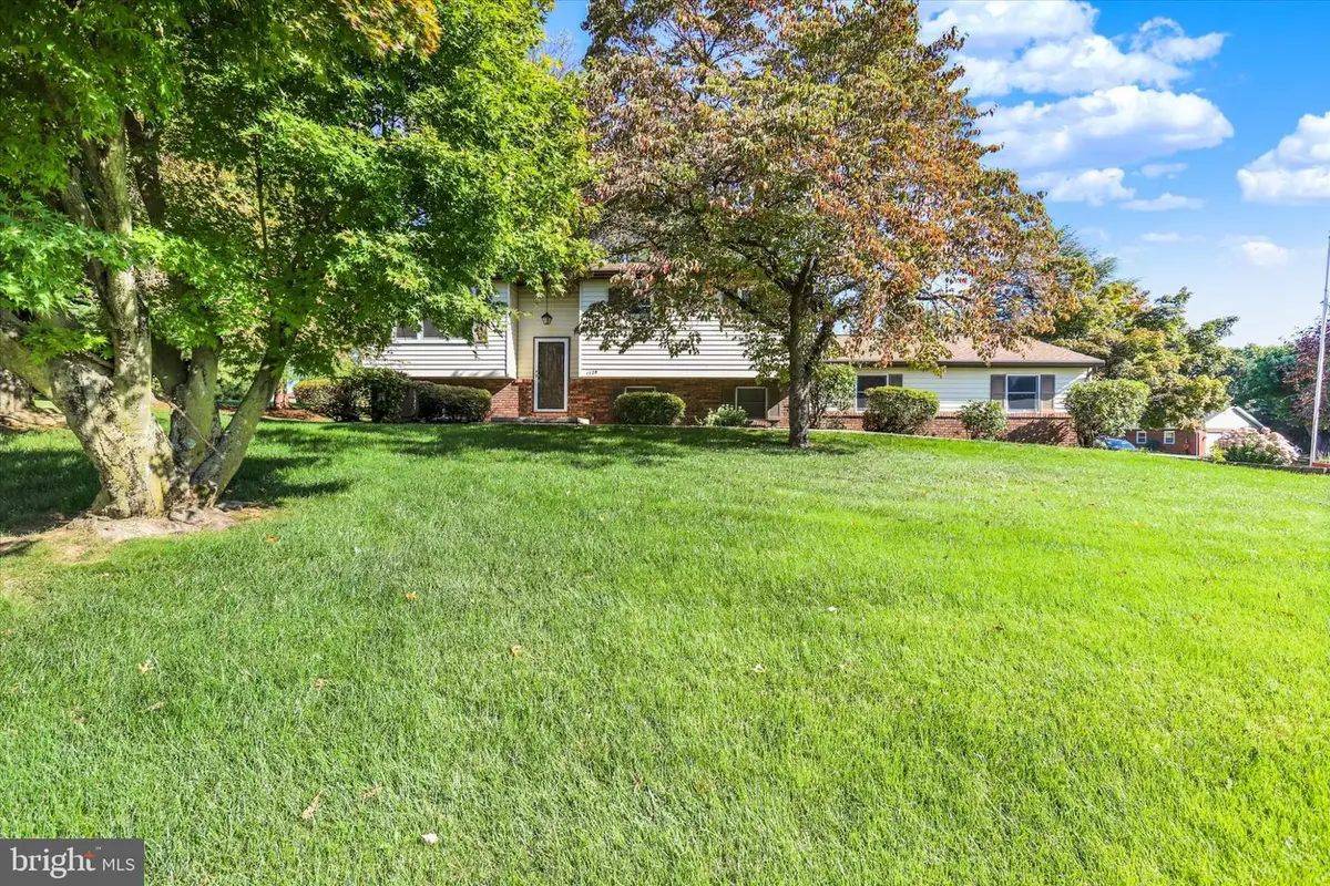 1720 Oberlin Rd, Middletown, PA 17057 - #1