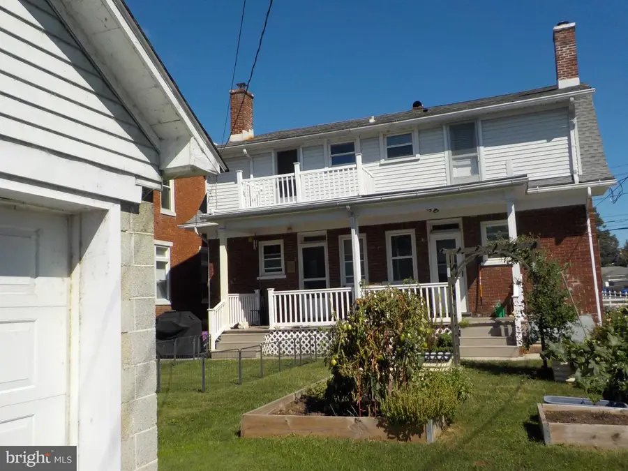 174 E Emaus St, Middletown, PA 17057 - #2