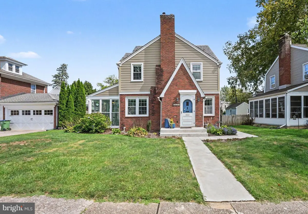 3497 N 4th St, Harrisburg, PA 17110 - #1
