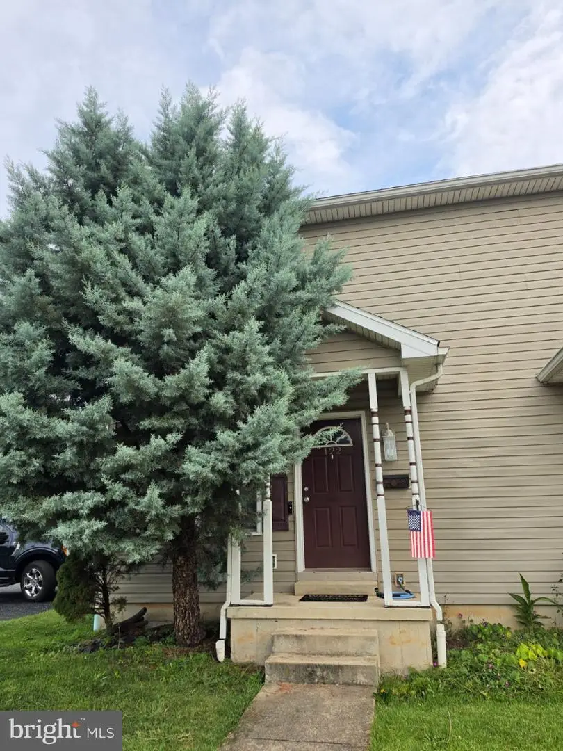 122 N Wood St, Middletown, PA 17057 - #1
