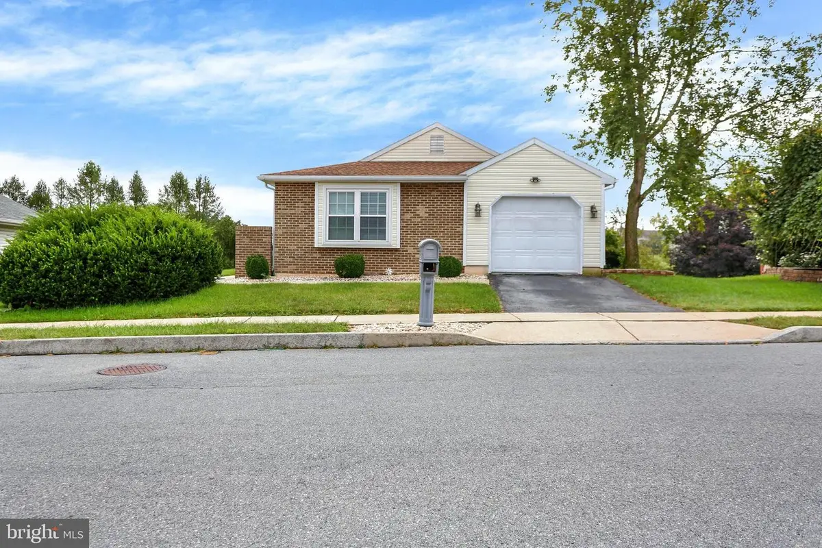 6295 S Highlands Cir, Harrisburg, PA 17111 - #1