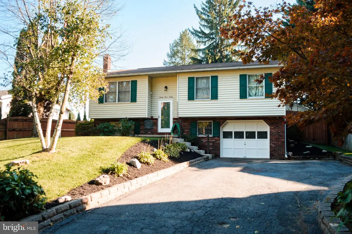 2330 S 5th St, Steelton, PA 17113 - #1