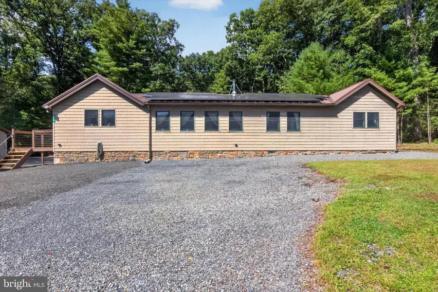 156 Teaberry Ln, Tower City, PA 17980 - #2