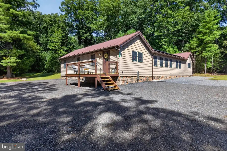 156 Teaberry Ln, Tower City, PA 17980 - #3