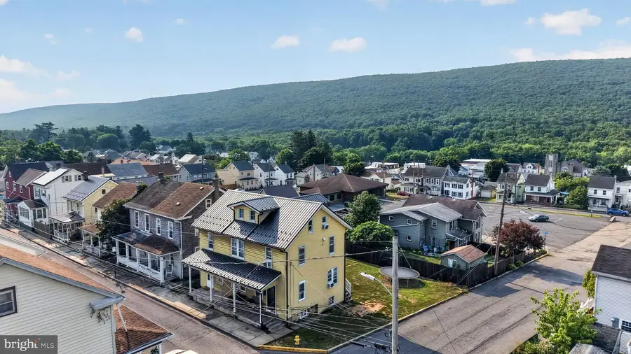 126 E Spruce St, Williamstown, PA 17098 - #3