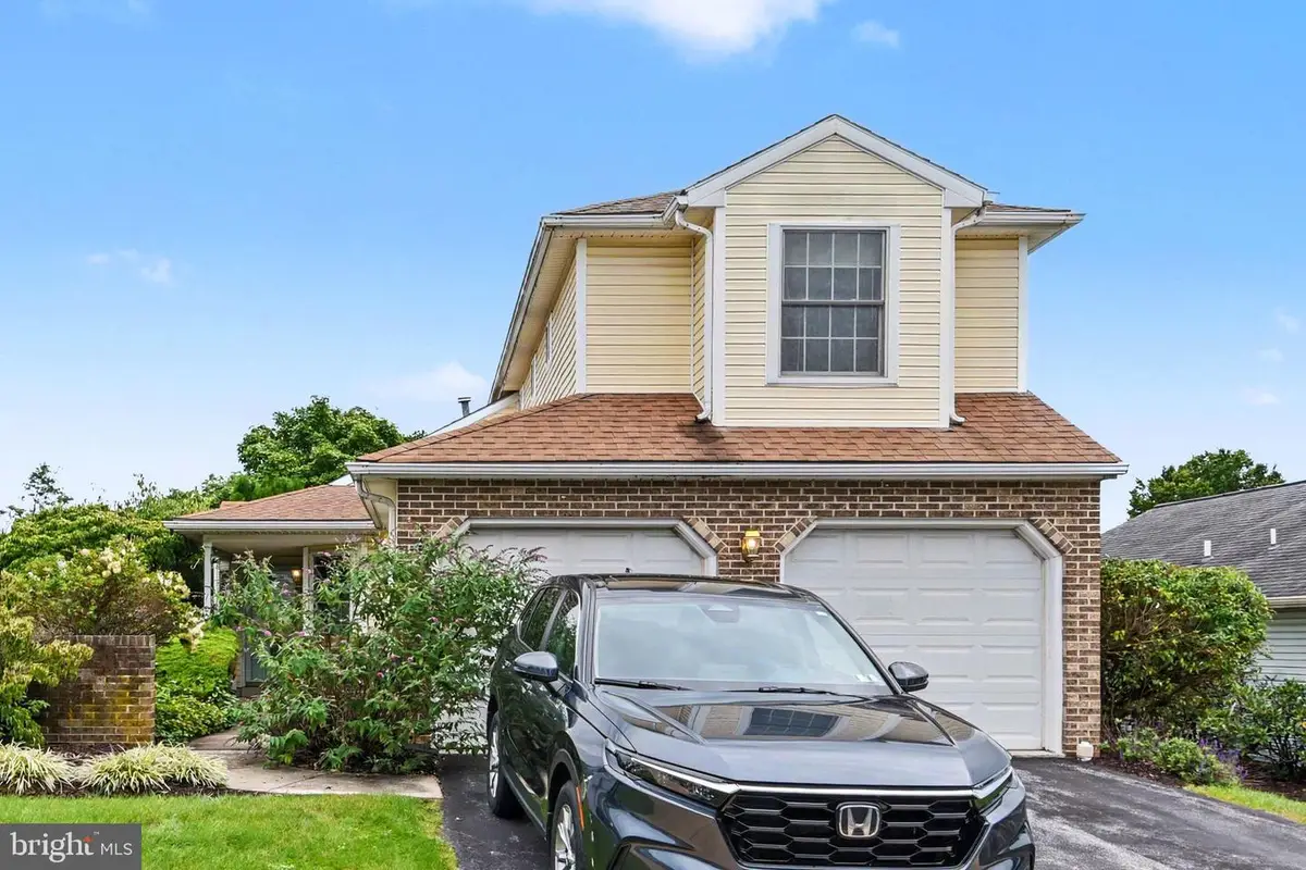 729 N Highlands Dr, Harrisburg, PA 17111 - #1