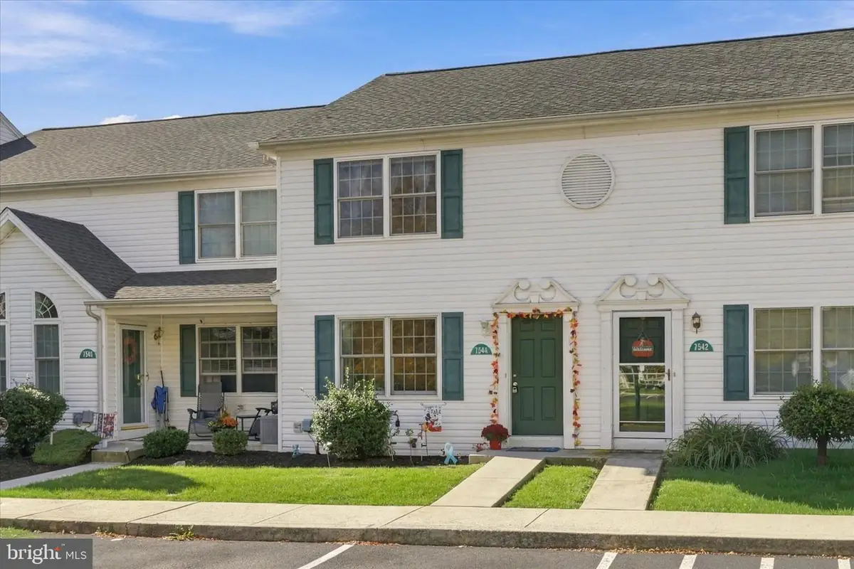 7544 Clover Lee Blvd, Harrisburg, PA 17112 - #1