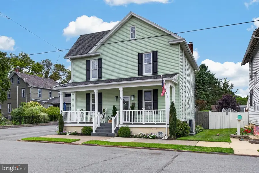 54 Prospect St, Hummelstown, PA 17036 - #2