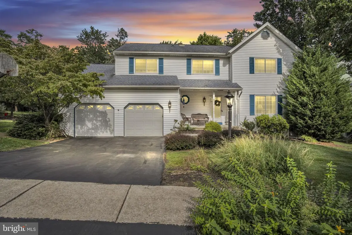 2719 Woodrow Ave, Harrisburg, PA 17112 - #1
