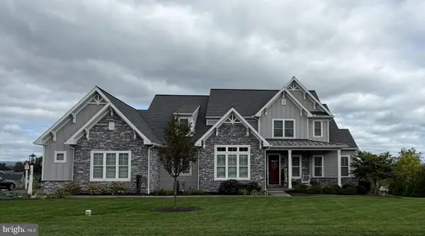 149 Willow Creek Ln, HUMMELSTOWN, PA 17036