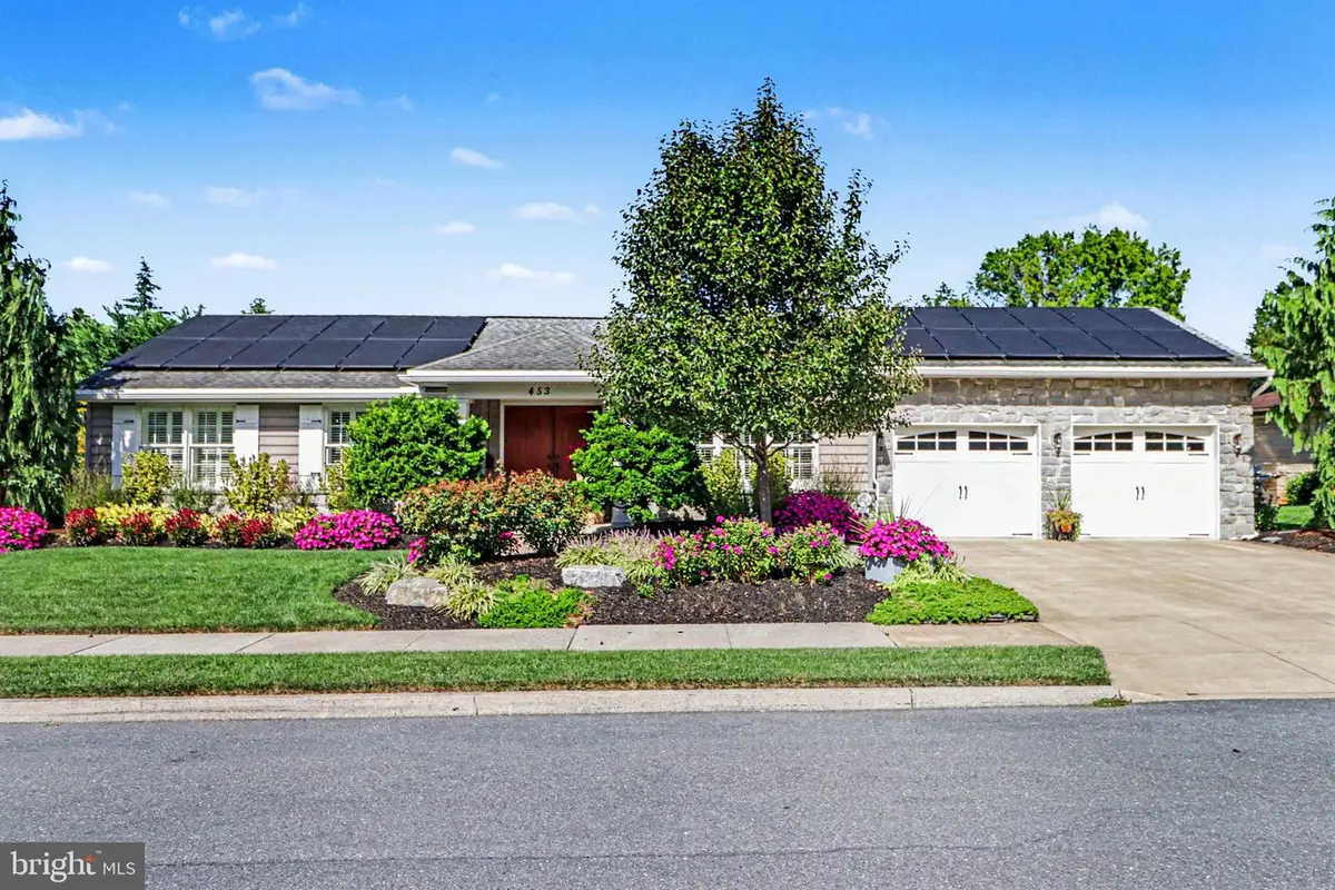 453 Maple Ave, Hershey, PA 17033 - #1