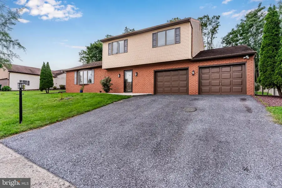 4913 Janelle Dr, Harrisburg, PA 17112 - #2