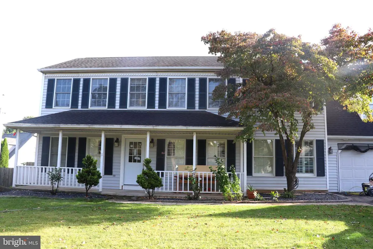 2072 Southpoint Dr, Hummelstown, PA 17036 - #1
