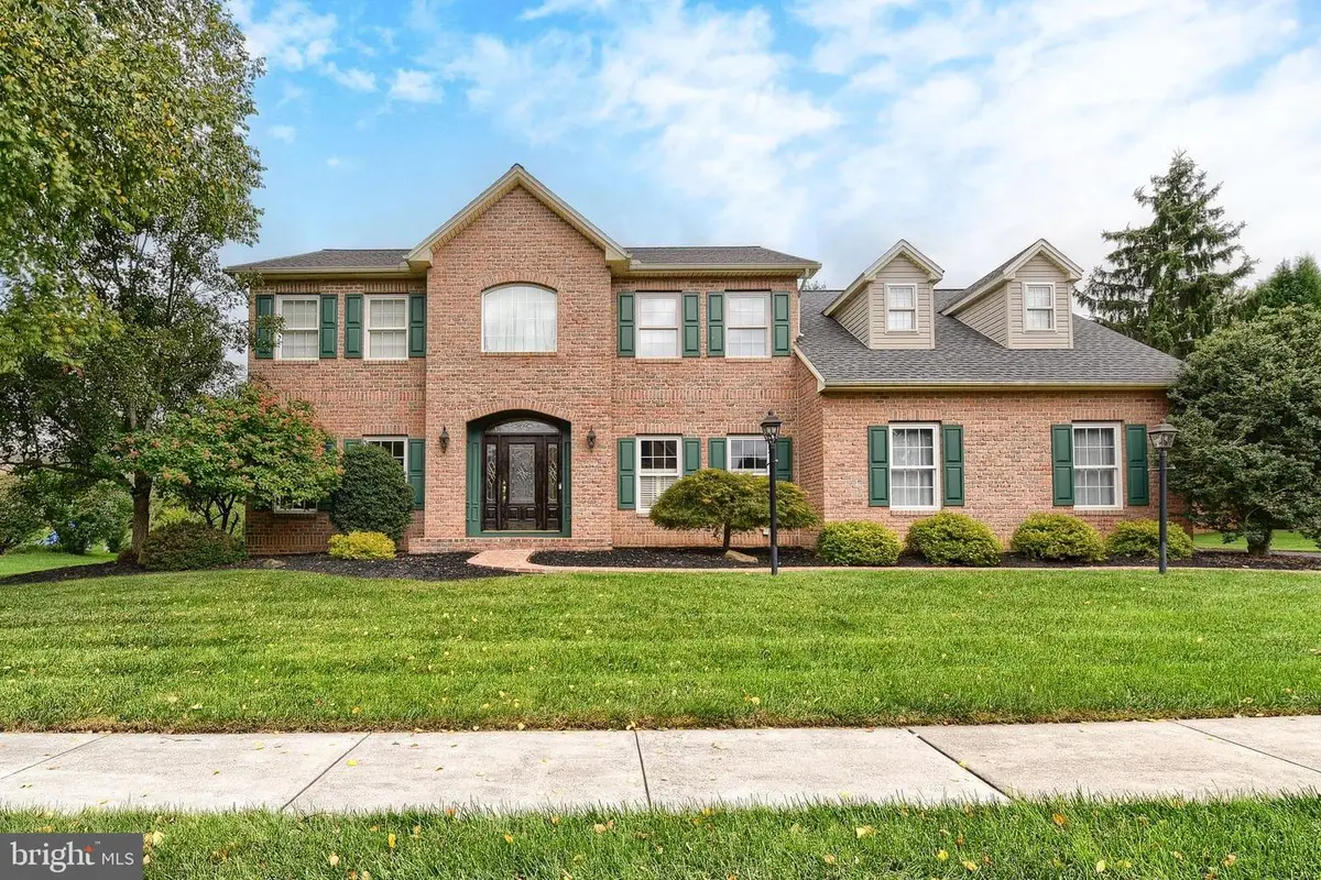4980 Westchester Dr, Harrisburg, PA 17112 - #1