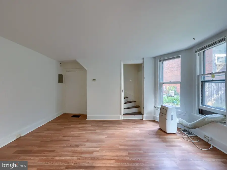 127 Herr St, Harrisburg, PA 17102 - #3