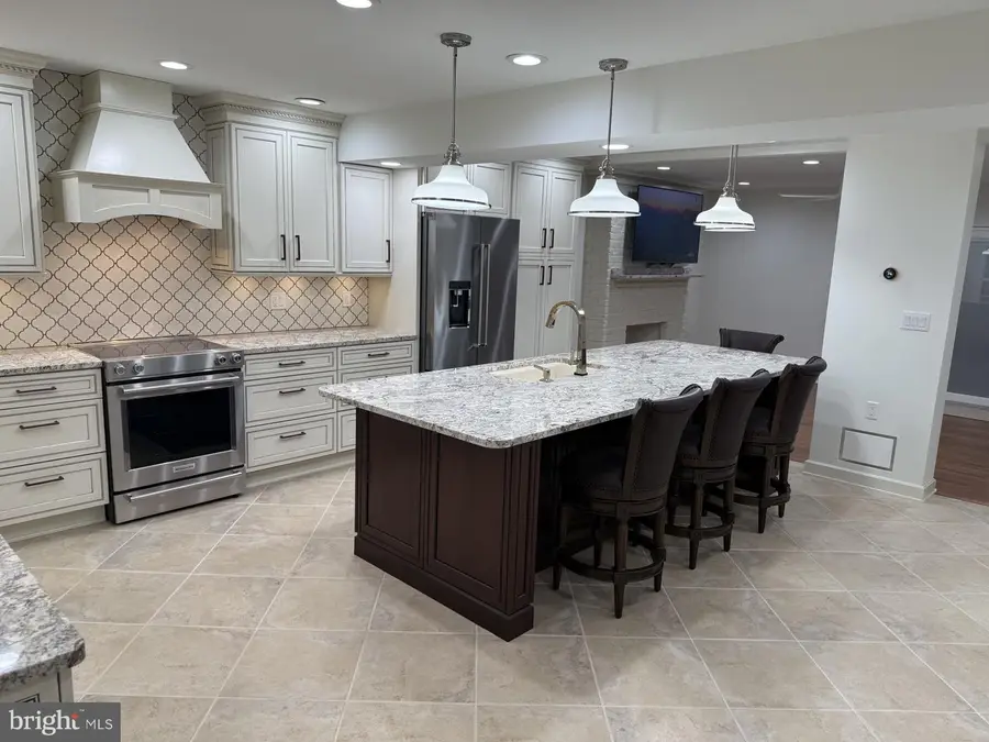 477 W Caracas Ave, Hershey, PA 17033 - #3