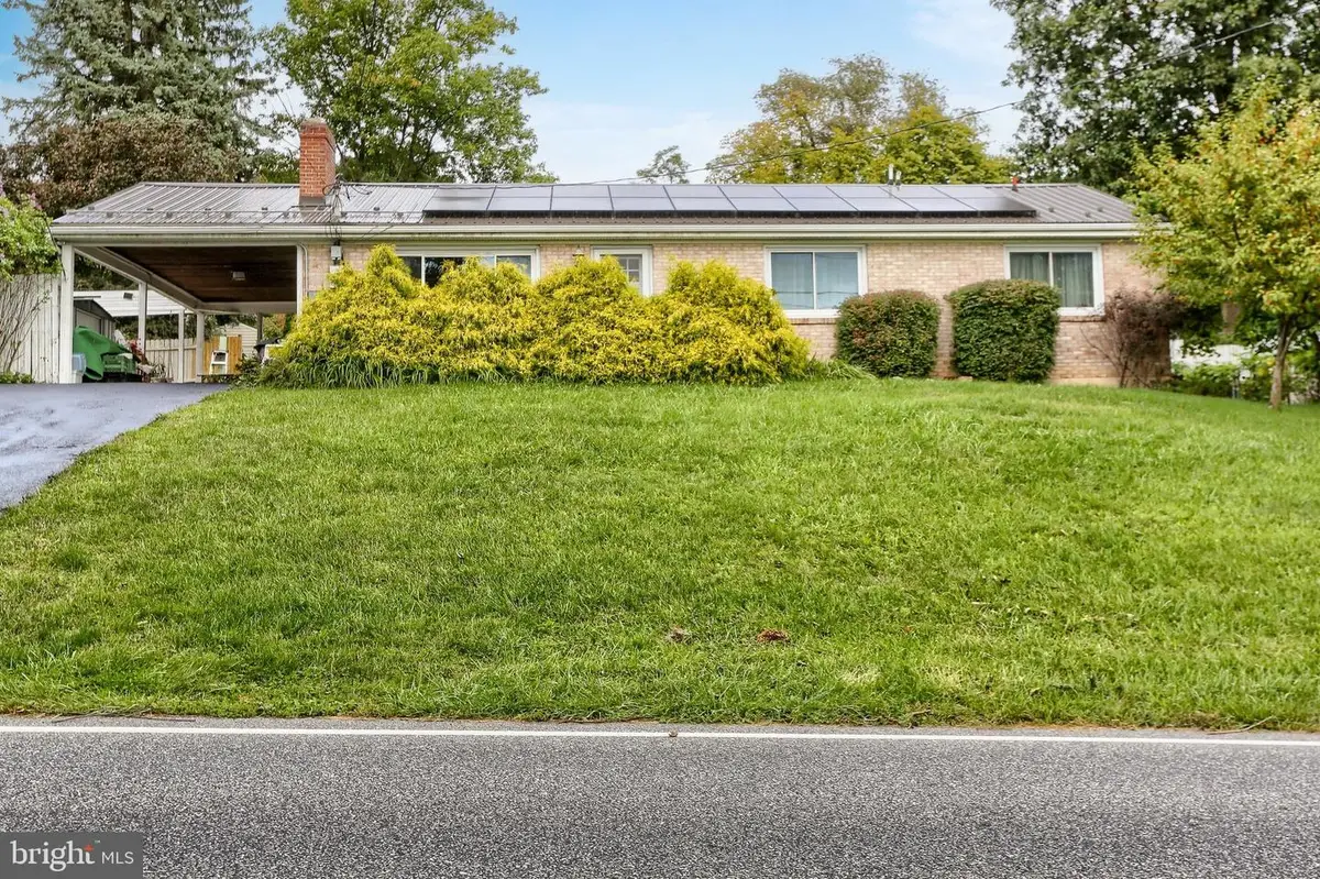 5640 Chambers Hill Rd, Harrisburg, PA 17111 - #1