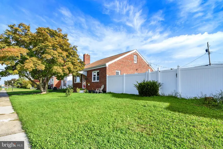 4913 Colorado Ave, Harrisburg, PA 17109 - #3