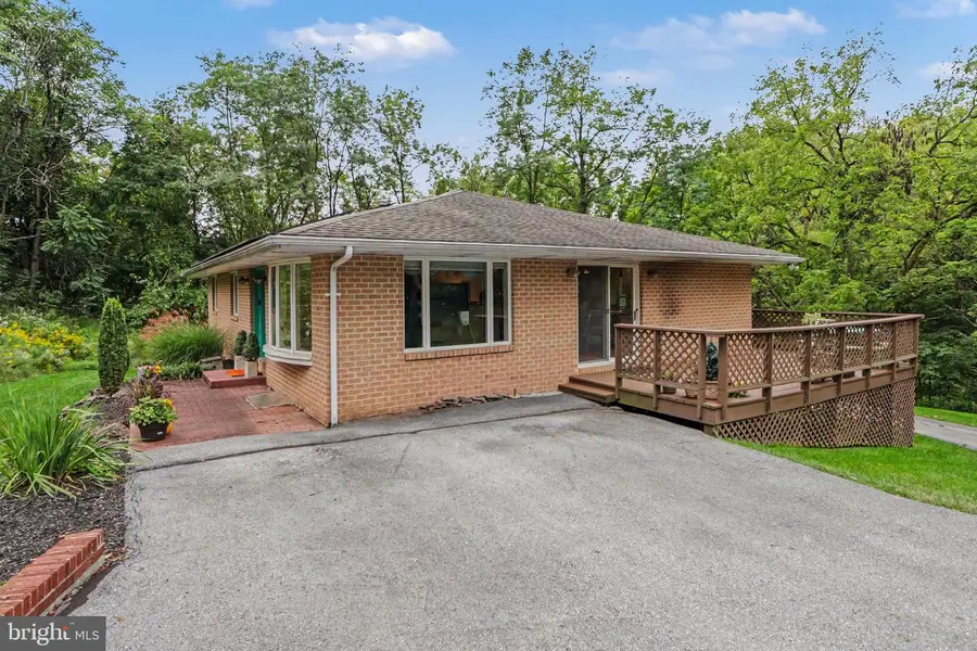 745 Felty Dr, Harrisburg, PA 17111 - #3