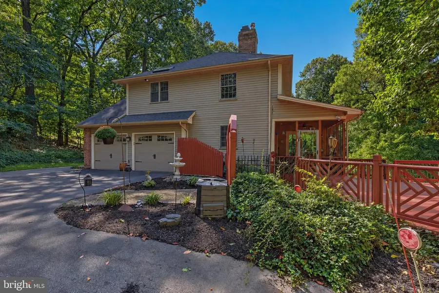 46 Hillcrest Dr, Middletown, PA 17057 - #3