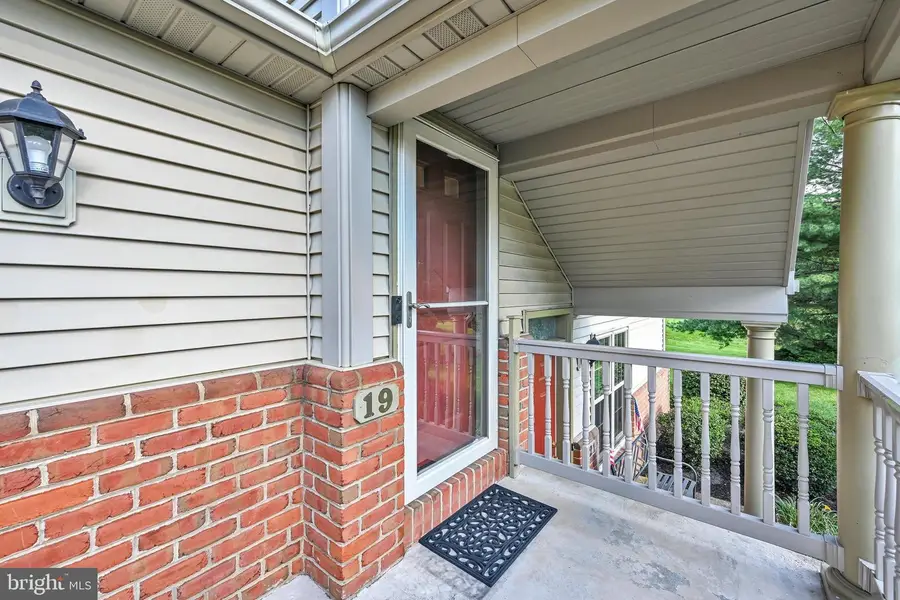 19 Bromley Ct, Hershey, PA 17033 - #2