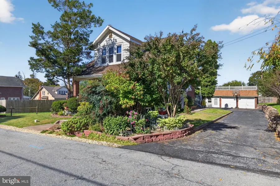 4808 Orchard St, Harrisburg, PA 17109 - #3