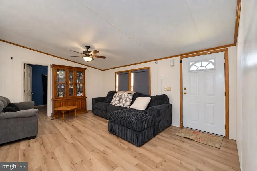 345 Caravan Ct, Middletown, PA 17057 - #3