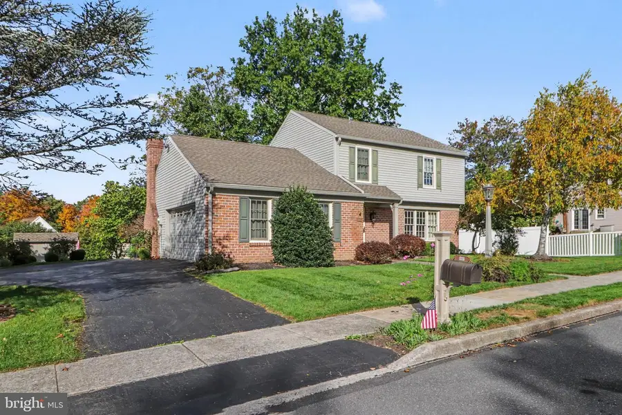 725 Lockwood Ct, Harrisburg, PA 17112 - #2