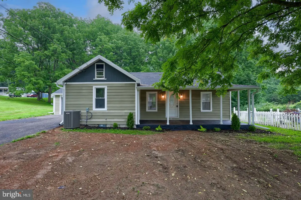 1384 Roundtop Rd, Middletown, PA 17057 - #1