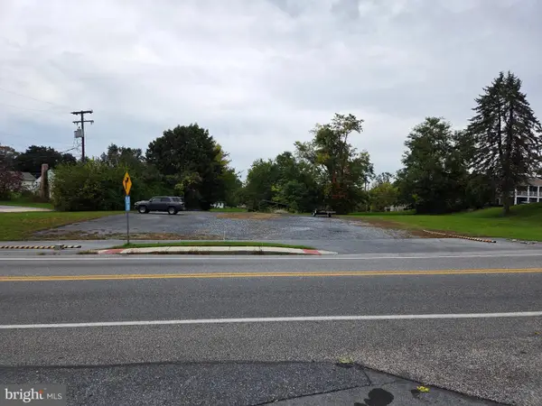 440 Walton Ave, HUMMELSTOWN, PA 17036