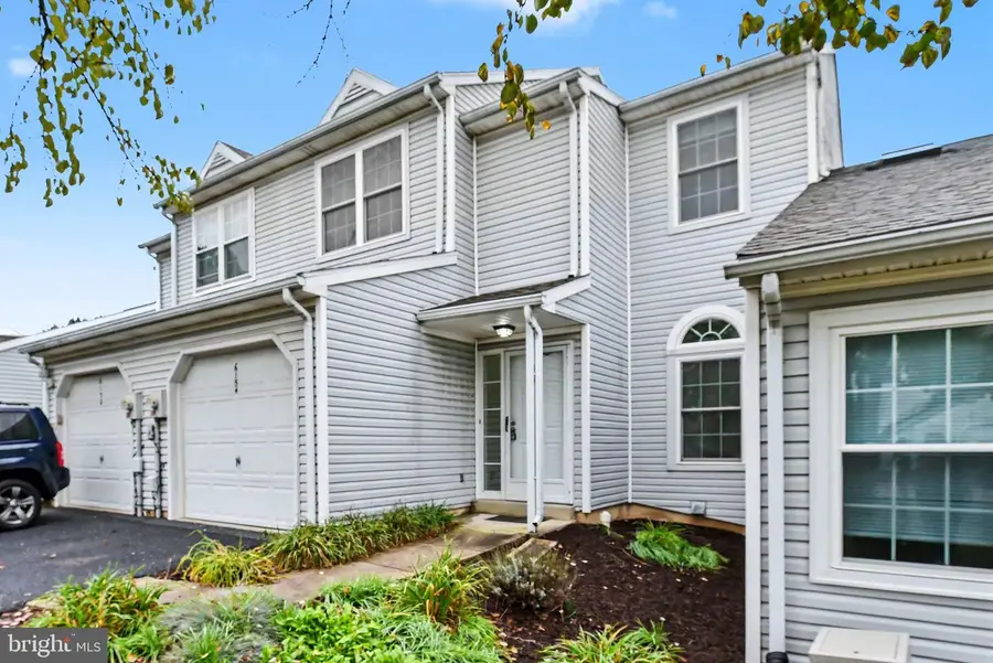 6154 Spring Knoll Dr, Harrisburg, PA 17111 - #2