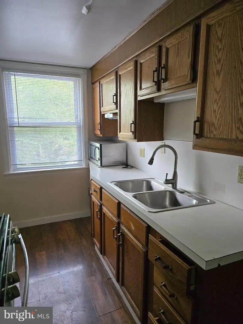 2318 Berryhill St, Harrisburg, PA 17104 - #3