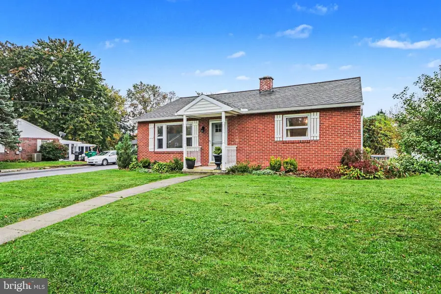 140 Peach Ave, Hershey, PA 17033 - #2