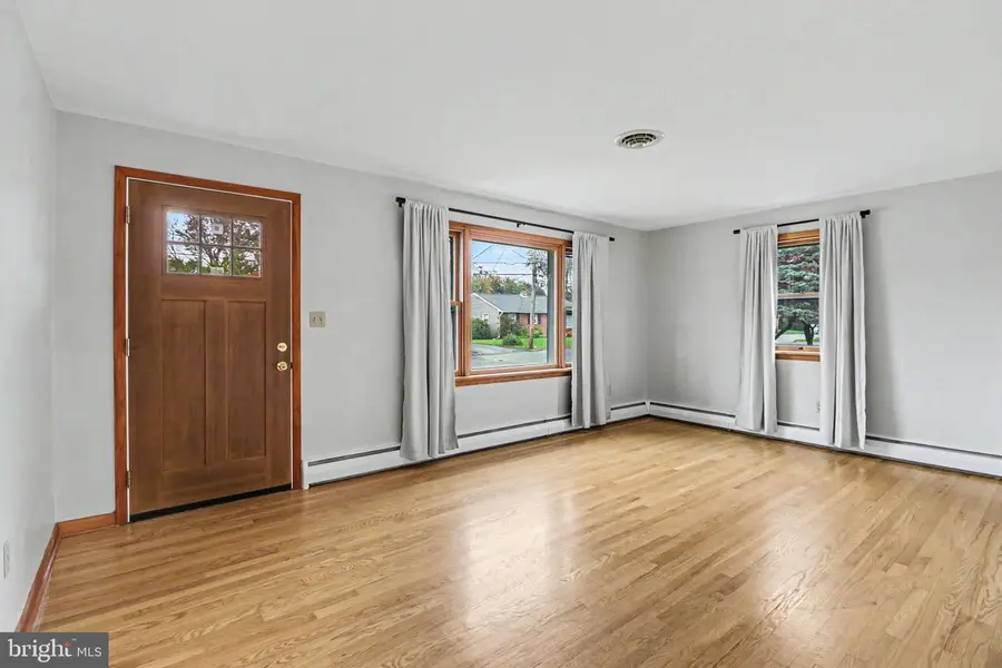 140 Peach Ave, Hershey, PA 17033 - #3