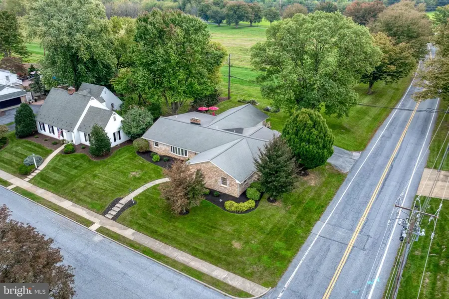 306 Bahia Ave, Hershey, PA 17033 - #2