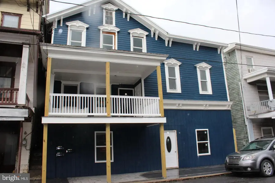 111 E Market St, Williamstown, PA 17098 - #3