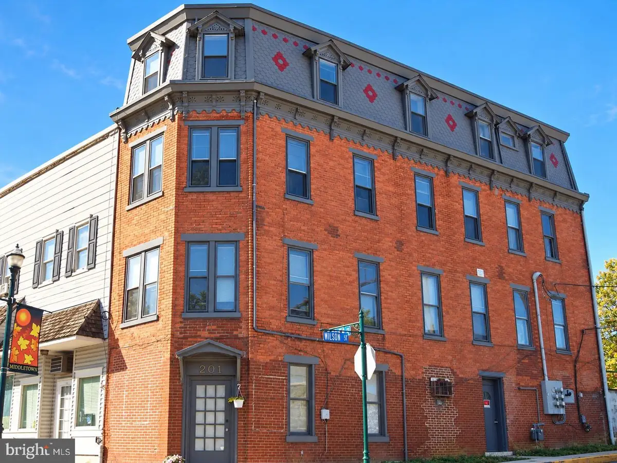 6 Wilson St, Middletown, PA 17057 - #1