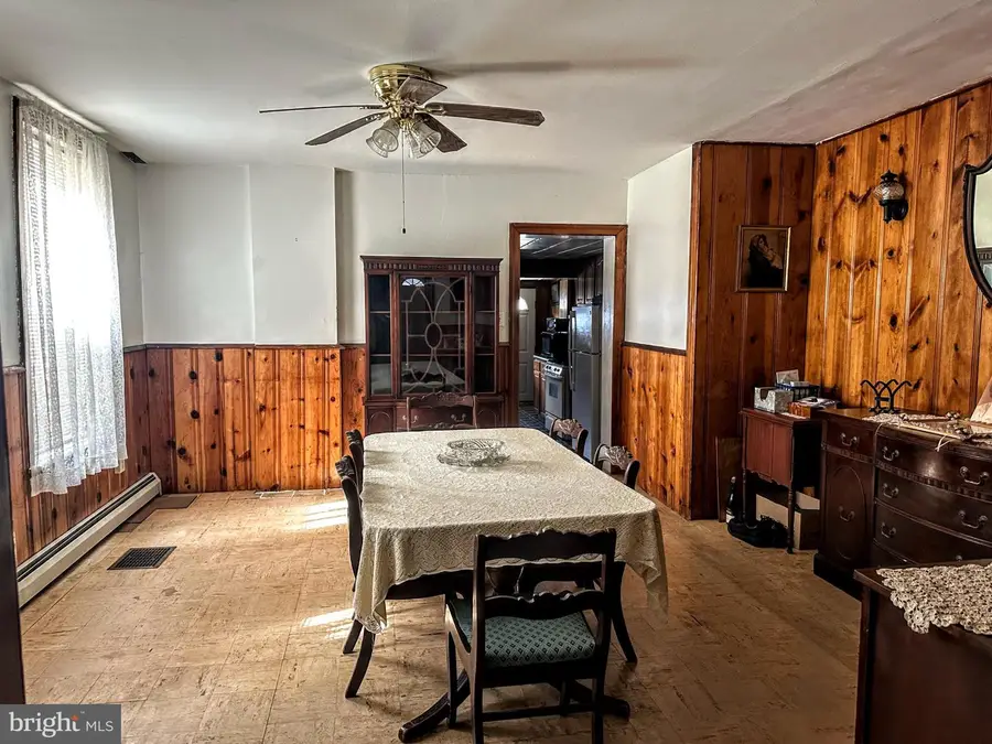 48 E 22 Nd St, Chester, PA 19013 - #2