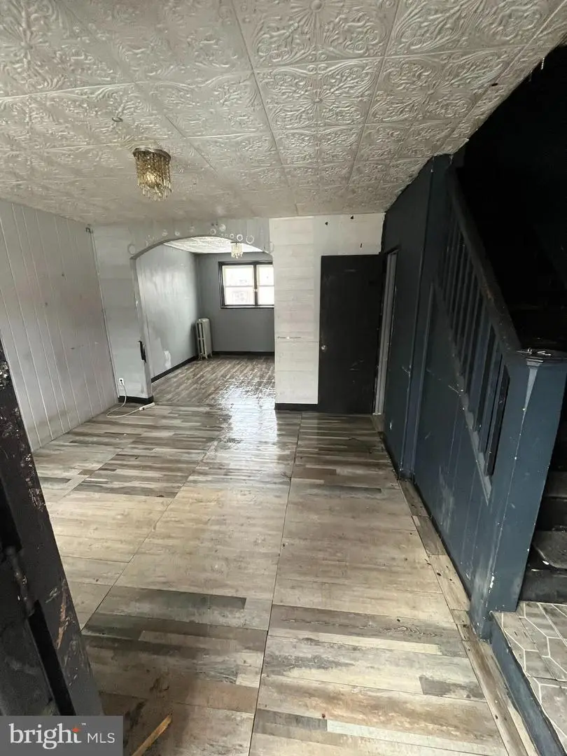 7023 Guilford Rd, Upper Darby, PA 19082 - #2