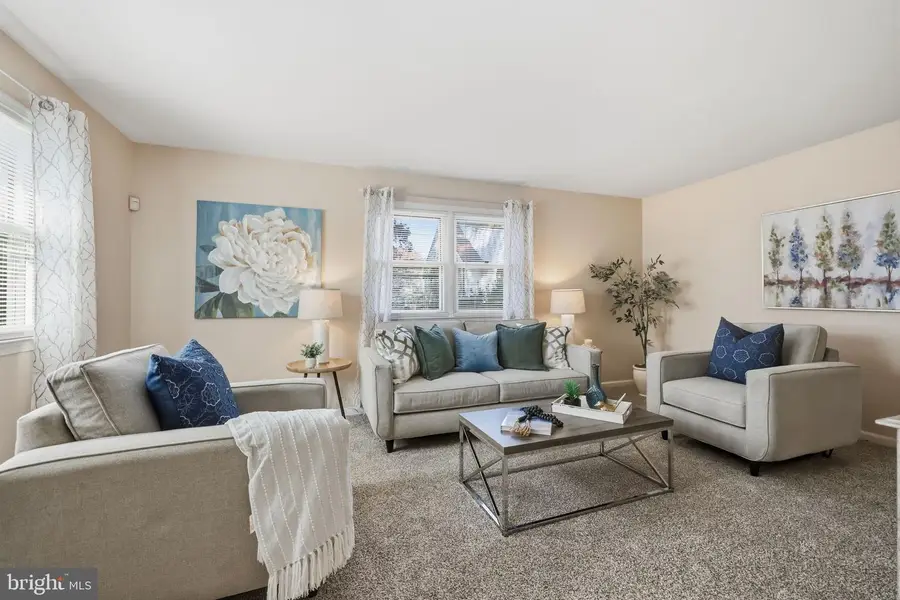 614 Highland Ter, Holmes, PA 19043 - Image #2