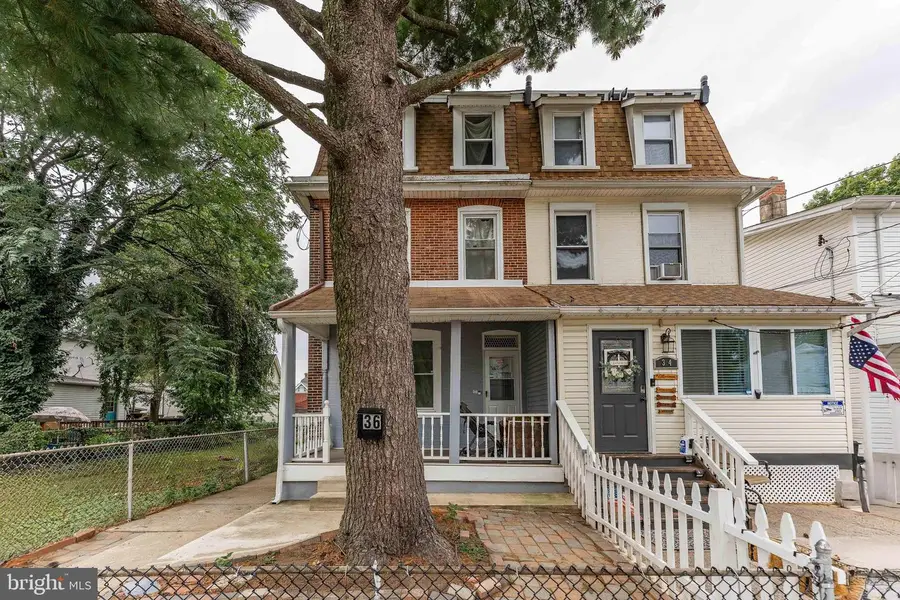 36 E Washington Ave, Clifton Heights, PA 19018 - Image #2