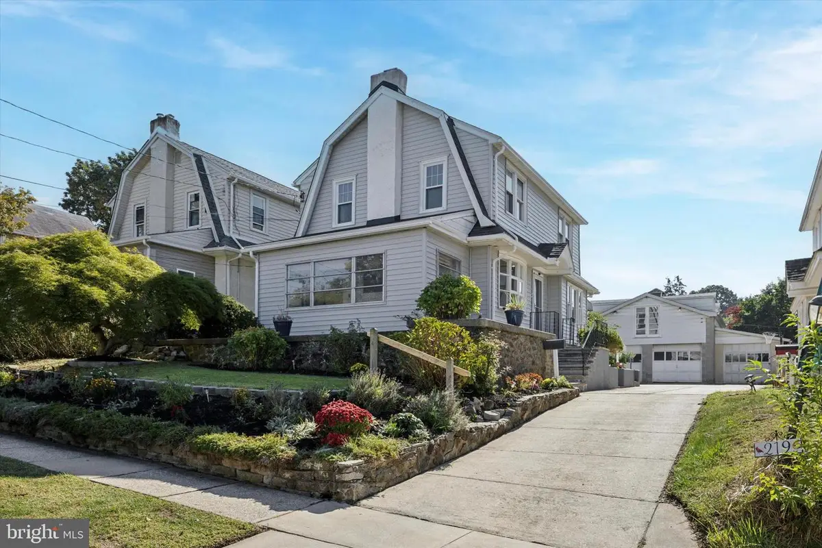 217 Windsor Ave, Upper Darby, PA 19082 - Image #1