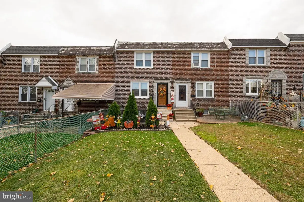 232 Crestwood Dr, Clifton Heights, PA 19018 - Image #1