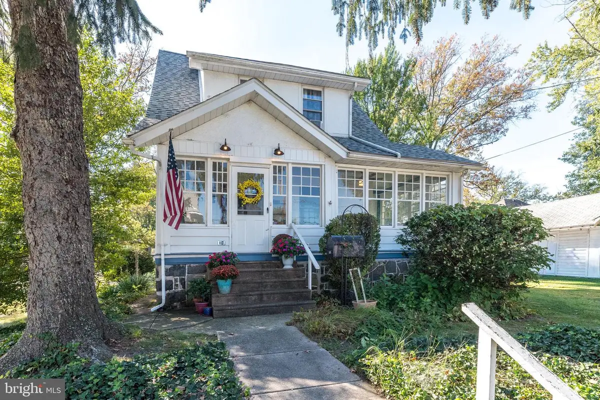 18 S Elm Ave, Aldan, PA 19018 - Image #1