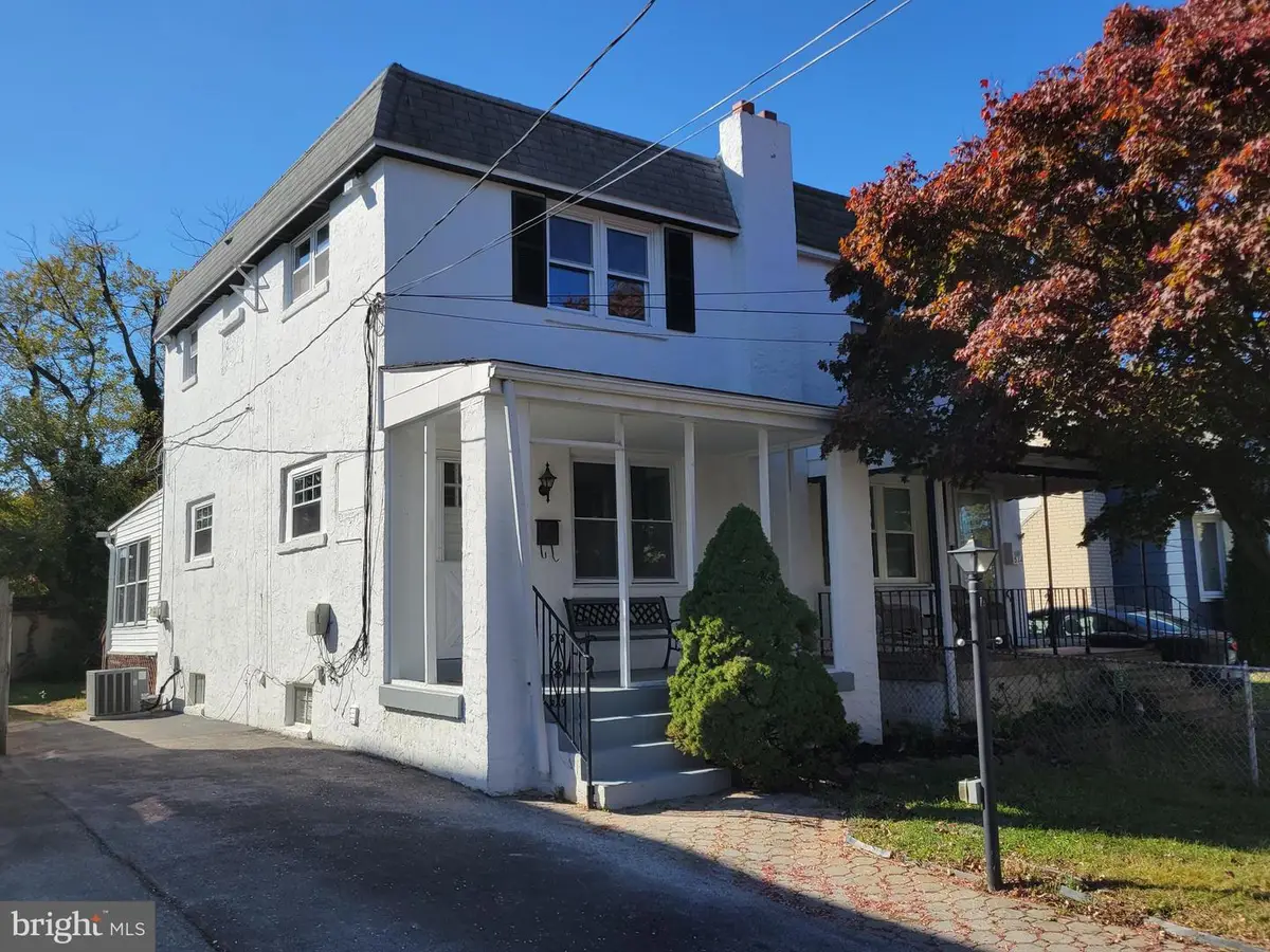 536 Crotzer Ave, Folcroft, PA 19032 - Image #1