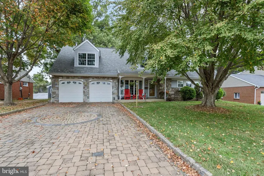 404 Langford Rd, Broomall, PA 19008 - Image #2