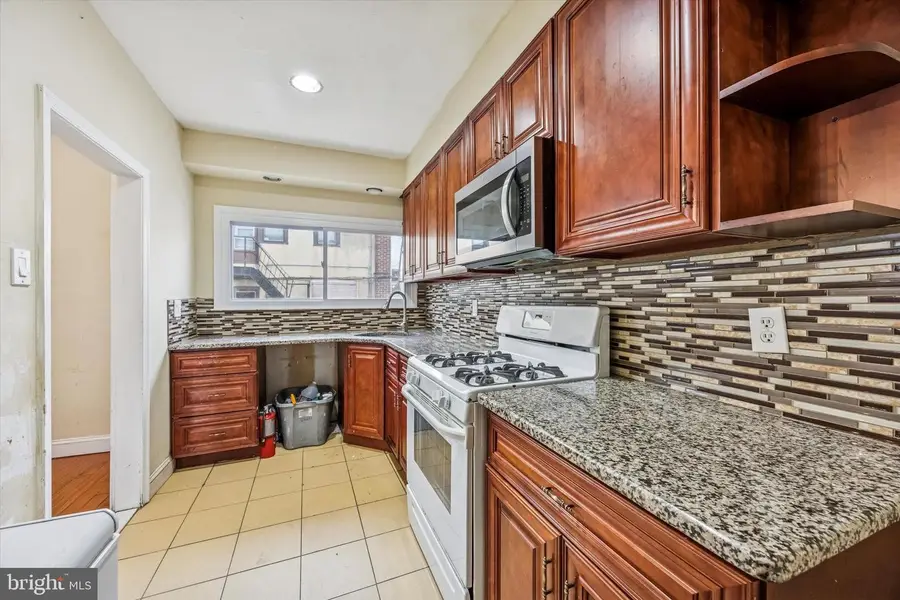 253 Shirley Rd, Upper Darby, PA 19082 - Image #2