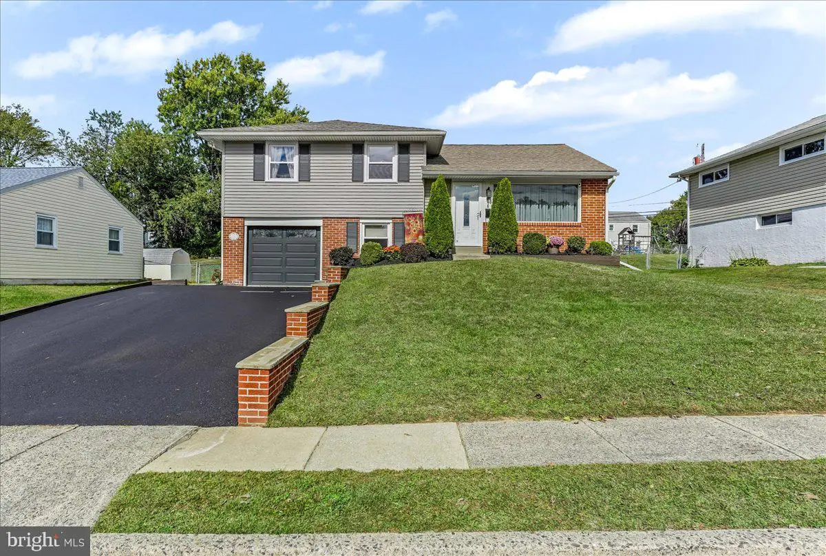 416 Warren Blvd, Broomall, PA 19008 - Image #1